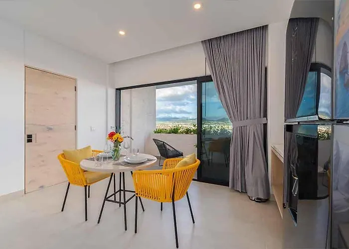 605 Tower Downtown Cabo Apartment