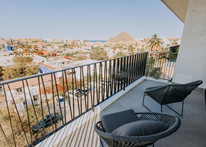605 Tower Downtown Cabo Apartment