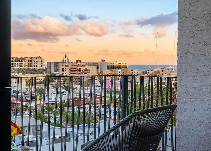 605 Tower Downtown Cabo Apartment *