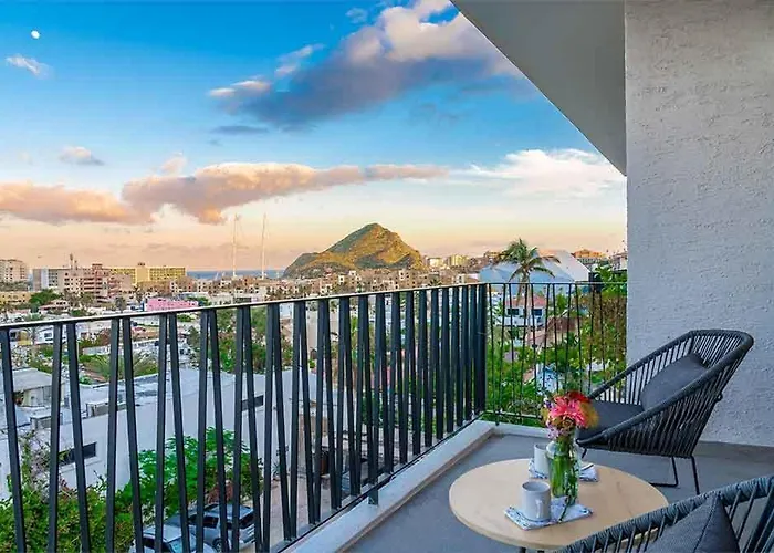 605 Tower Downtown Cabo Apartment *